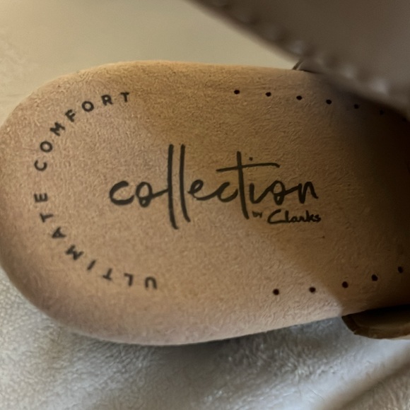 NWT Collection by Clarks open toe bootie. - Picture 6 of 9